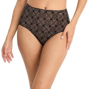 Jockey Women’s Underwear No Panty Line Promise Tactel Hip Brief(Fawning Almond Geo)