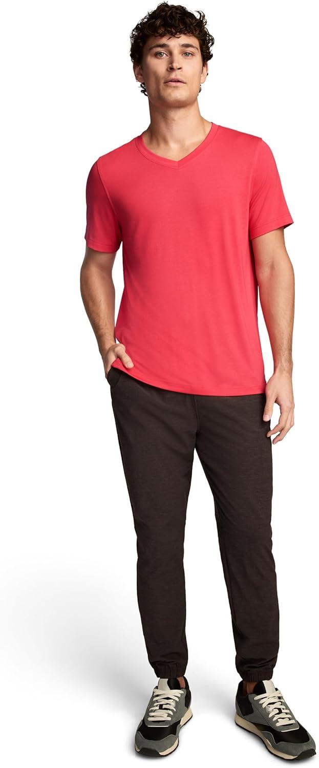 imageJockey Mens Activewear EverActive VNeck TeeDragonfruit Red