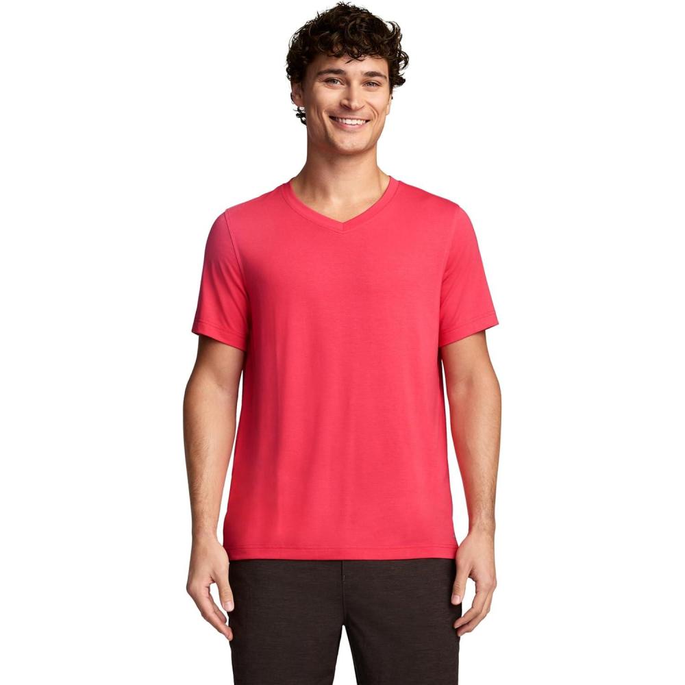 imageJockey Mens Activewear EverActive VNeck TeeDragonfruit Red